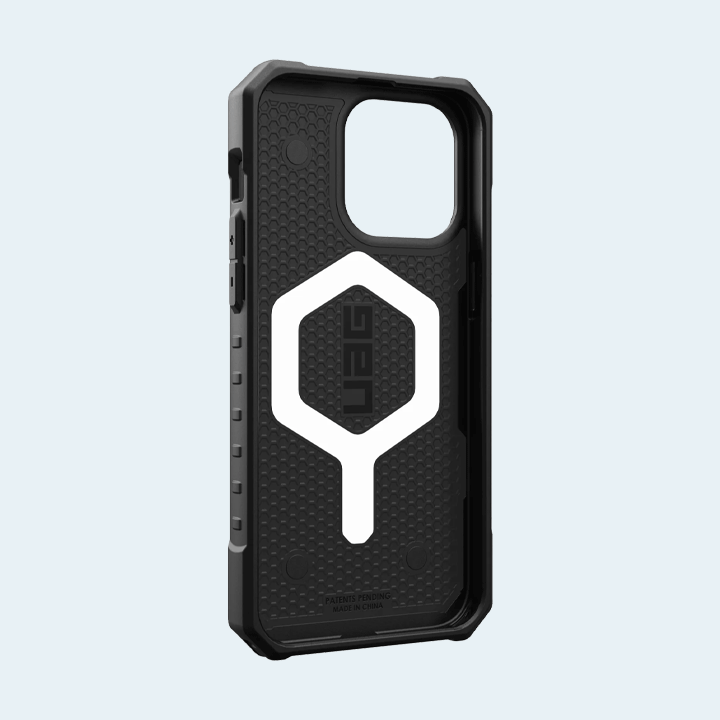 UAG Pathfinder MagSafe For iPhone 15 Pro Max - Black